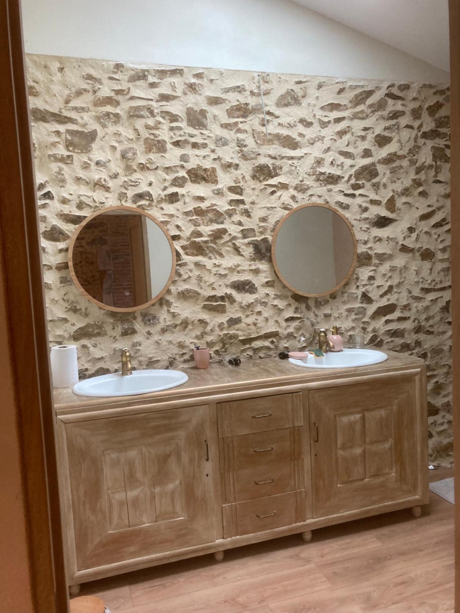 Premier Etage D Une Jolie Maison A La Campagne Montravers Екстериор снимка